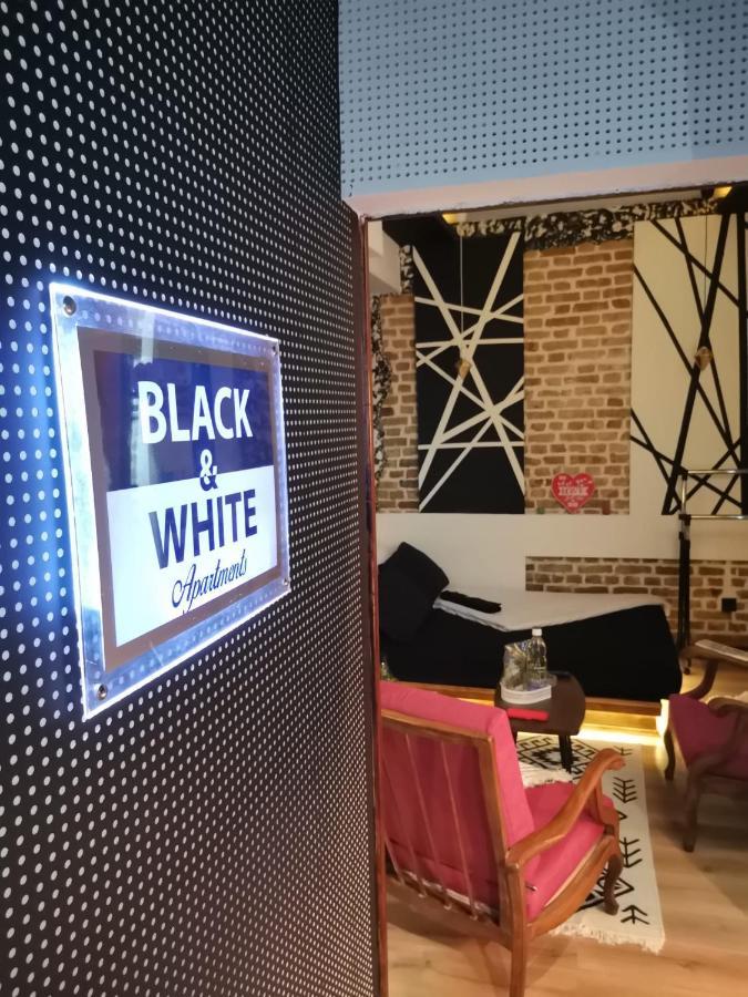 Studio Apartman Black & White Centar Sarajevo Free Parking Exteriér fotografie